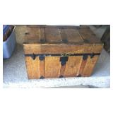 Flat Top Trunk 32" W x 17 1/2" D x 21" T