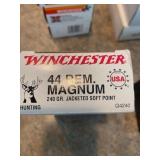 394 a Winchester 44 REM mag 394 a Winchester 44 REM mag