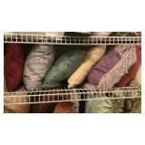 Decorative Pillows Decorative Pillows