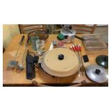 Wire Racks, Pressure Cooker, Budweiser Cup, Etc Wire Racks, Pressure Cooker, Budweiser Cup, Etc
