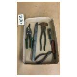 Nail / Staple Puller, Side Cuts, Etc Nail / Staple Puller, Side Cuts, Etc
