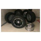 Off Hummer Neto Terra Grappler lt325/60R20 8 Ply Off Hummer Neto Terra Grappler lt325/60R20 8 Ply