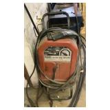 Lincoln Electric AC/DC Arc Welder Lincoln Electric AC/DC Arc Welder