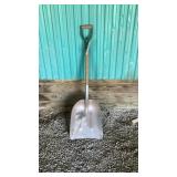 Aluminum Scoop Shovel