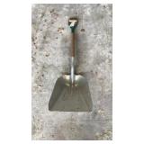 Aluminum Scoop Shovel