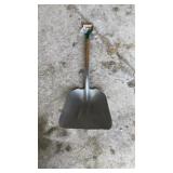 Aluminum Scoop Shovel