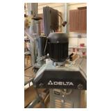 Delta 36-853 4 Speed 3 Roll Power Stock Fender 1 Delta 36-853 4 Speed 3 Roll Power Stock Fender 1