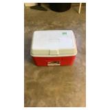 Rubbermaid Cooler