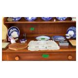 Flo Blue plates, Wood Wall apart, signs, Dollie,