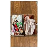 Toy Trunk and Dolls Toy Trunk and Dolls