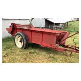IH Manure Spreader, Floor Good, Been Shedded 10ï¿½