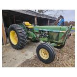 ?JD 2240 utility tractor. Runs good. Rear hydrauli