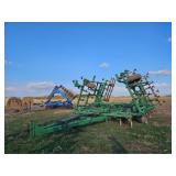 ?JD #960 27ft. C shank field cultivator W/ Tine