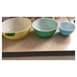 Pyrex Mixing Bowls