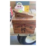 Show shine box stool