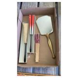 Hand mirror souvenirs