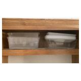 Assortment of small Tupperware containers, and