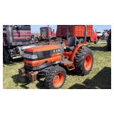 Kubota L3010 Tractor, 561 Hrs.,