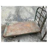 HEAVY DUTY FLAT DOLLY ON CASTERS
