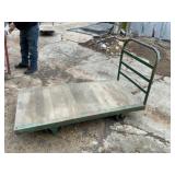 HEAVY DUTY FLAT DOLLY ON CASTERS