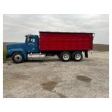 1992 Freightliner FLD 120, 3406 Cat engine. 881,00