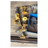 DeWalt Tools Location Edinburg IL Contact Pat