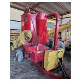 New Holland 358 Grinder/Mixer, Hydraulic, Scales,