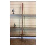 Pitch Fork