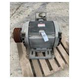 GE 4O H.P. MOTOR, 3 PHASE