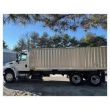 2007 IH 4400 Truck, Tandem, 318,691 Miles, DT466 7