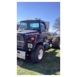 1989 Ford L8000, CAT 3208 Eng., 6 Speed Trans.,