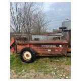 IH 530 Manure Spreader, PTO, (missing tractor