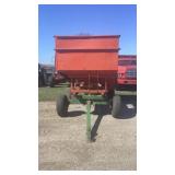 Killbros Gravity Flow Wagon on John Deere Running