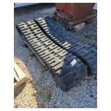 Bobcat t770 tracks, Removed to install snow tracks