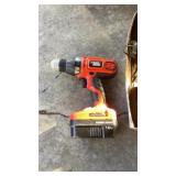 Black & decker drill w/battery and cord