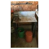 Bench Vice w/ Steel Work Table