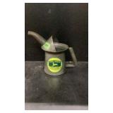 John Deere Can