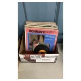 Box of 45ï¿½s & record albums