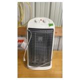 Mainstays Quartz electric heater23? tall