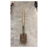 Roofing shovel