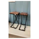 Wood/metal end table (2)Built in plug in & UBS