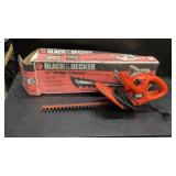 Black & Decker 17ï¿½ Hedge Trimmer