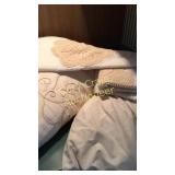 Full Size Quilt, Sham and Dust Ruffle