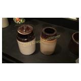 2 Canning Jars 1 w/lid
