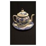 Buffalo Pottery Tea Pot, Royal Honn Plate