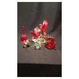 5 pc Misc decorations wing on Cardinal is broken