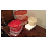 Misc Rubbermaid Containers w/ Lids