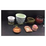 Assorted pots and decor