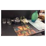 Green shaded vase, cutting board, extension