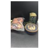 Tins, Four Christmas plates, decorative decor,